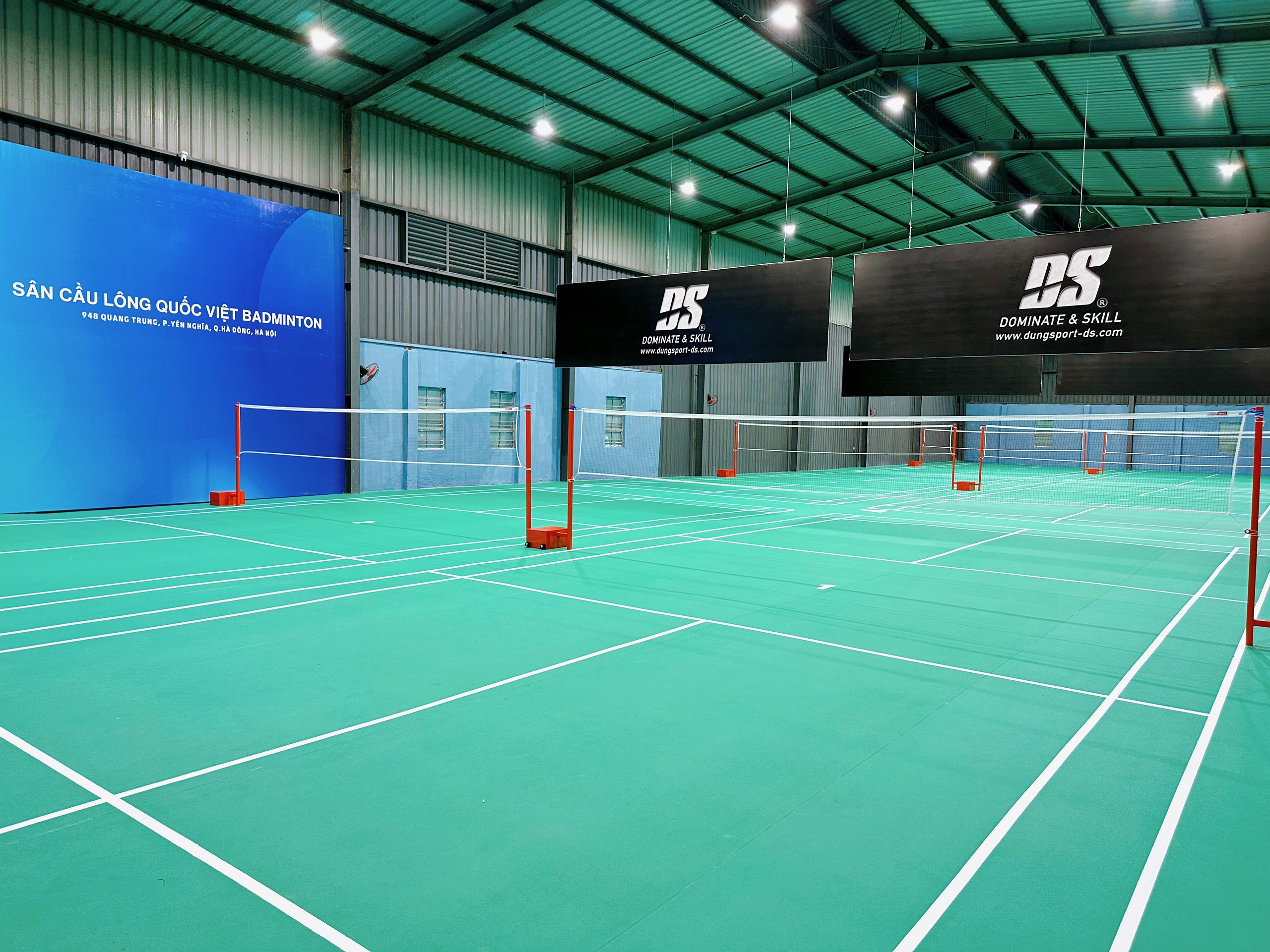 Sân cầu lông Quốc Việt Badminton