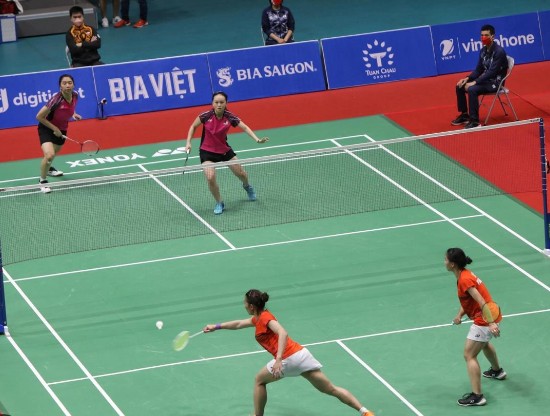 Vợt Cầu Lông Yonex Thi Đấu: Đâu là dòng vợt tốt?