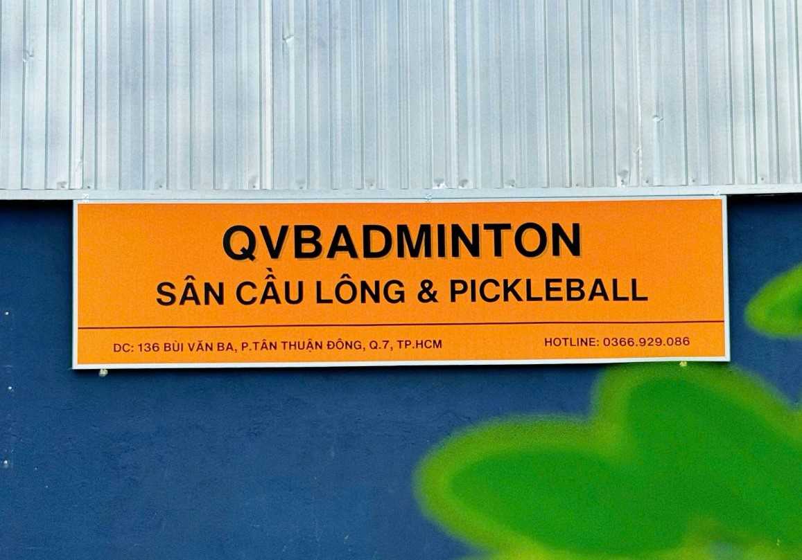 Sân cầu lông Quốc Việt Badminton Quận 7