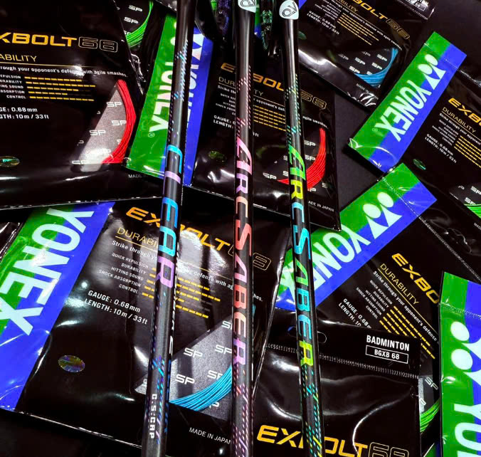 Cách Nhận Biết Vợt Yonex Giả: Kinh nghiệm mua vợt