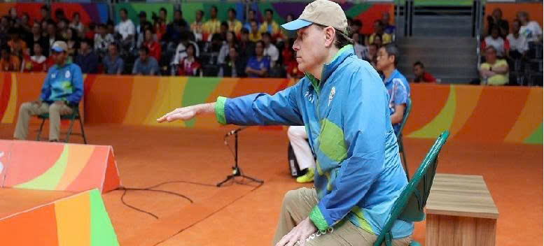 Trọng tài trong cầu lông