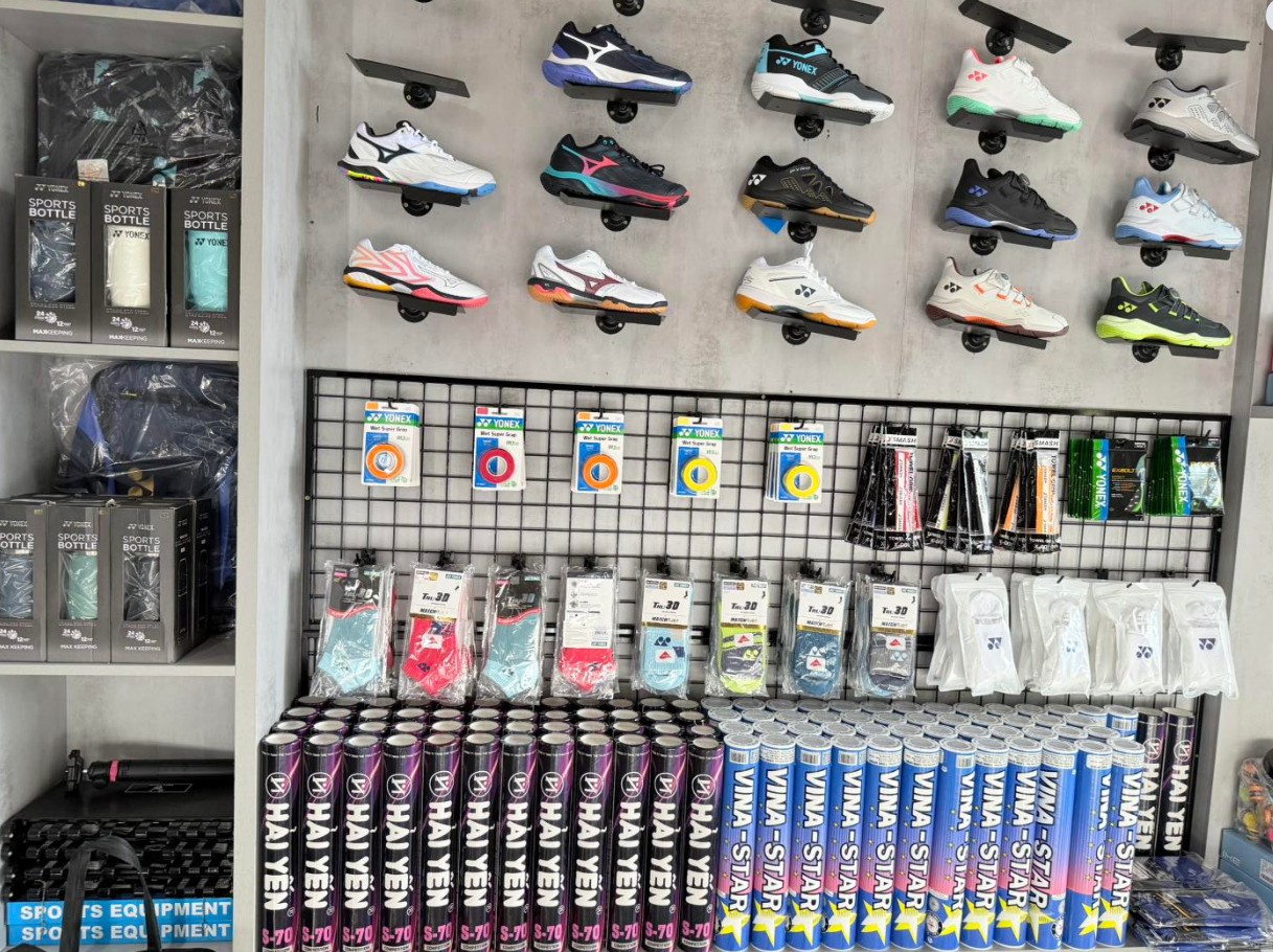 Giày cầu lông Quốc Việt Badminton