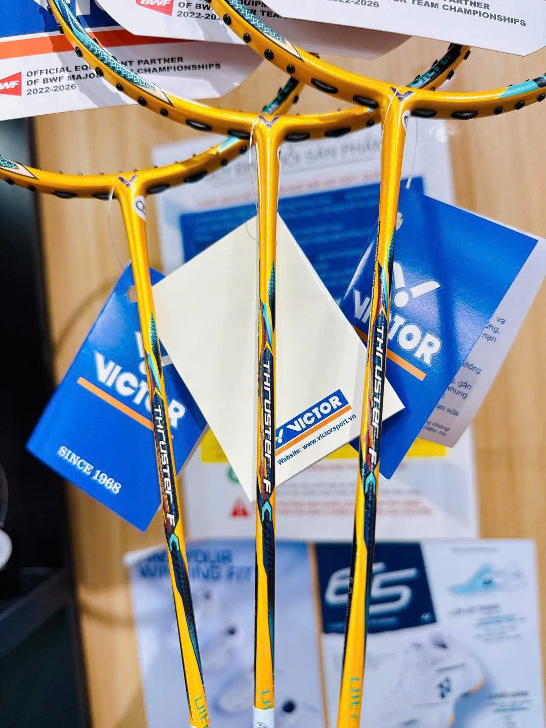 Chọn vợt cầu lông 