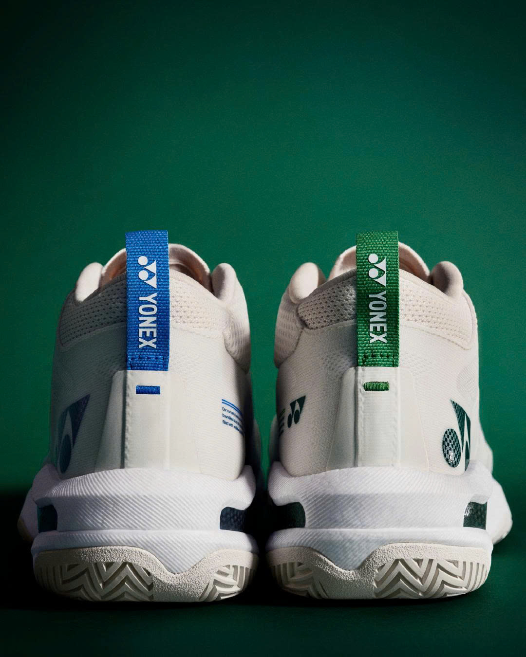 Giày cầu lông Yonex Graphite Throttle Natural